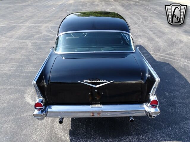 Chevrolet Bel Air/150/210 1957 image number 14