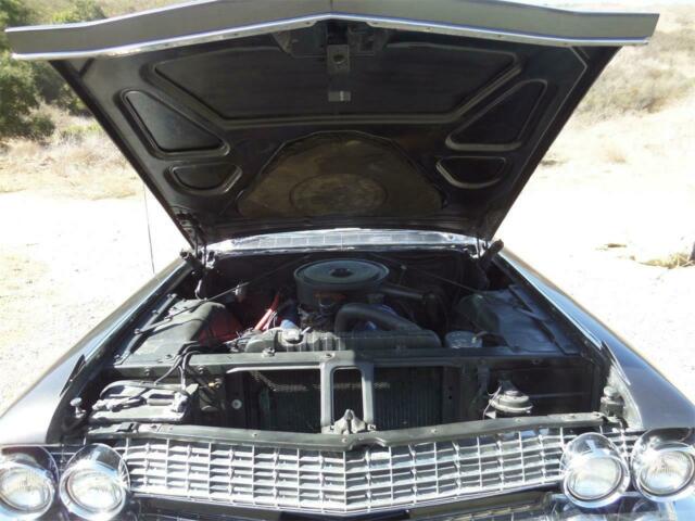 Cadillac Series 62 1961 image number 38