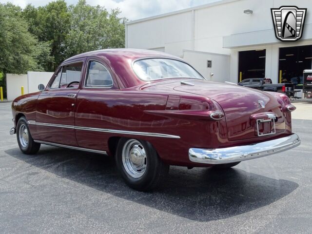 Ford Deluxe 1950 image number 28