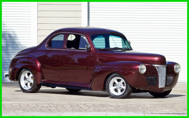 Ford Deluxe Coupe 1941 image number 0