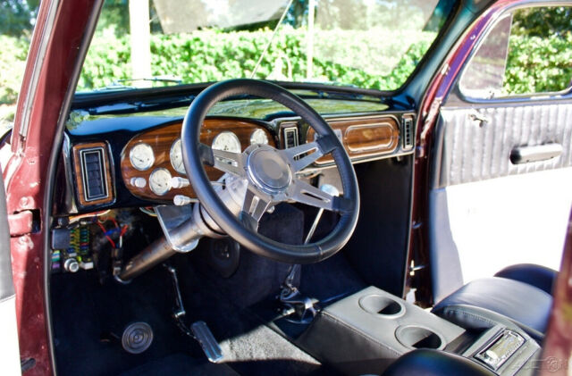 Ford Deluxe Coupe 1941 image number 15