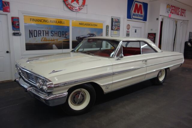 Ford Galaxie 1964 image number 0