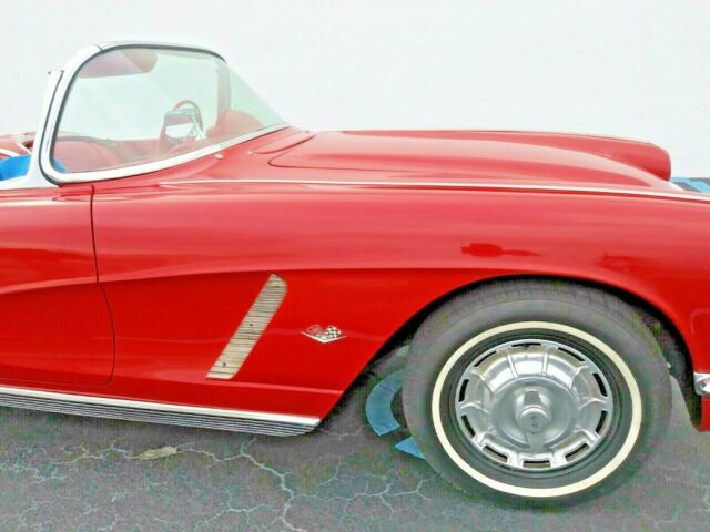 Chevrolet Corvette 1962 image number 23