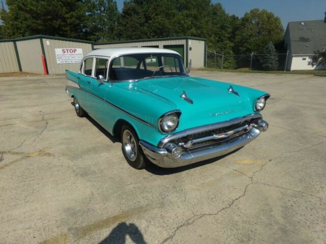 Chevrolet Bel Air/150/210 1957 image number 29