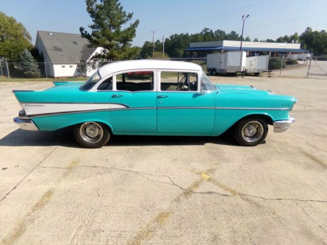 Chevrolet Bel Air/150/210 1957 image number 4