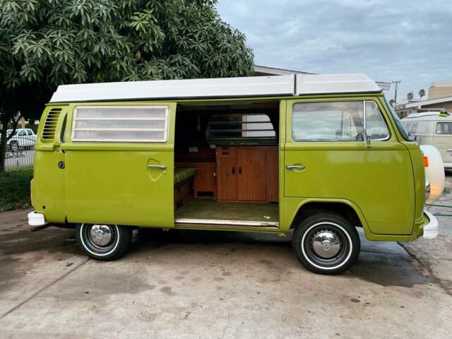 Volkswagen Bus/Vanagon 1979 image number 21