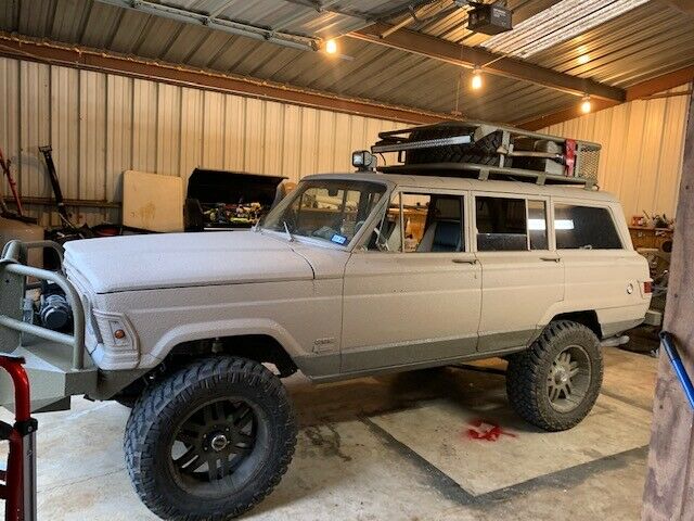 Jeep Wagoneer 1972 image number 34