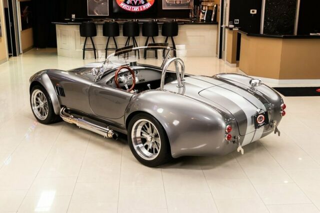 Shelby Cobra 1965 image number 15