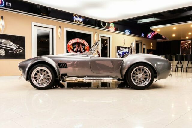 Shelby Cobra 1965 image number 40