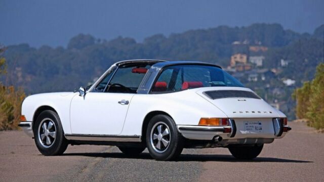 Porsche 911E Targa 1970 image number 19