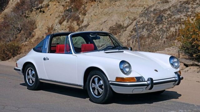 Porsche 911E Targa 1970 image number 23