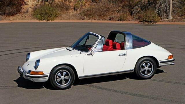 Porsche 911E Targa 1970 image number 33