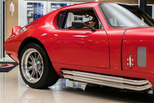 Shelby Daytona Coupe 1965 image number 19