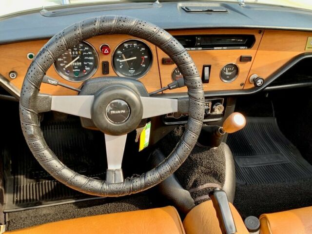 Triumph Spitfire 1977 image number 15