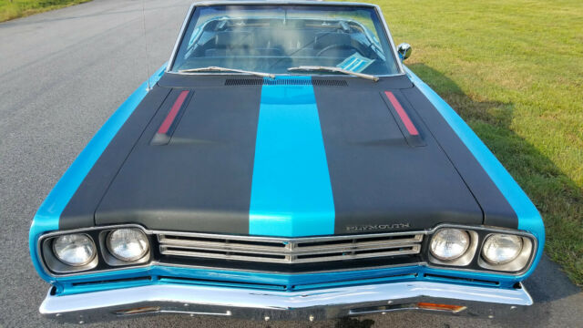 Plymouth Road Runner 1969 image number 28