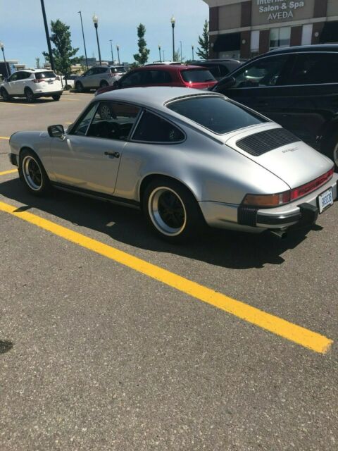 Porsche 911 1979 image number 0