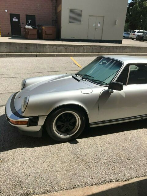 Porsche 911 1979 image number 1