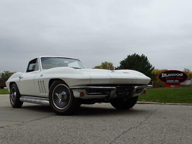 Chevrolet Corvette 1966 image number 22