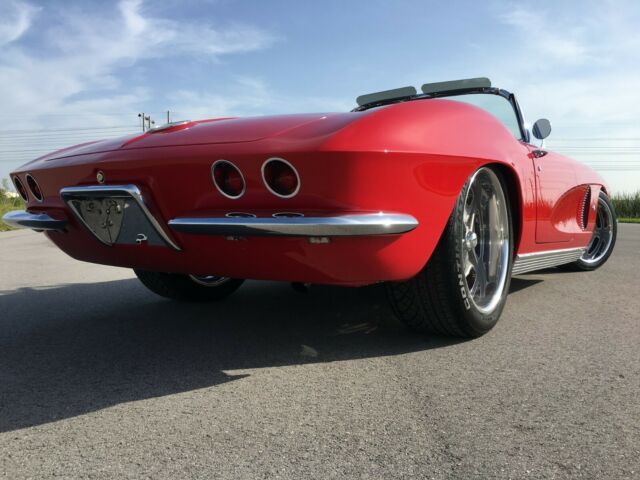 Chevrolet Corvette 1962 image number 2