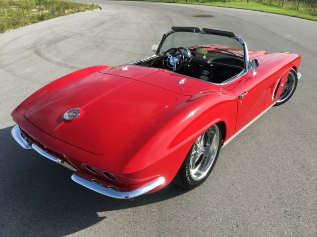 Chevrolet Corvette 1962 image number 37