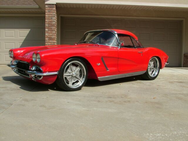 Chevrolet Corvette 1962 image number 38