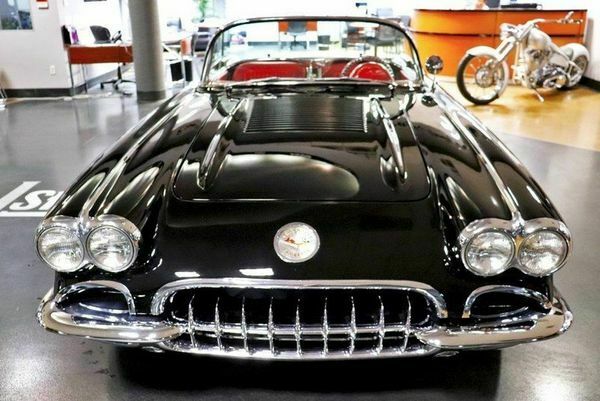 Chevrolet Corvette 1958 image number 27