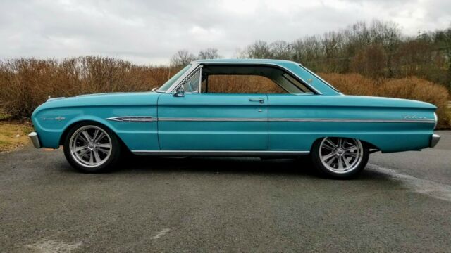 Ford Falcon 1963 image number 25