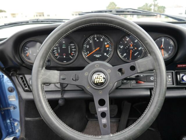 Porsche 911 1974 image number 37