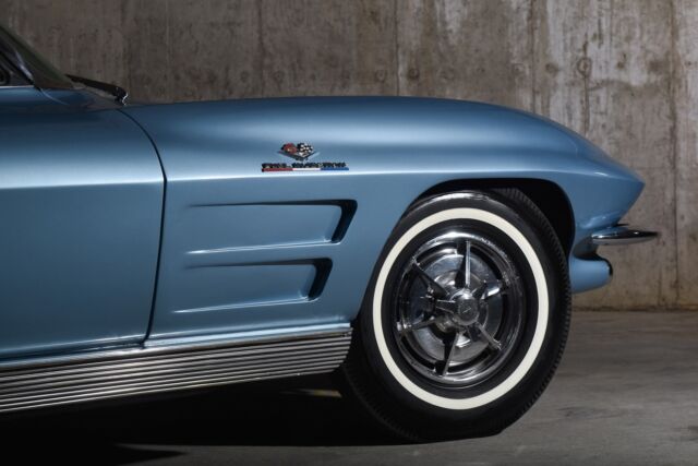 Chevrolet Corvette 1963 image number 12