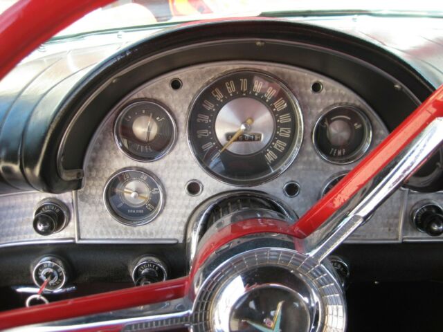 Ford Thunderbird 1957 image number 7