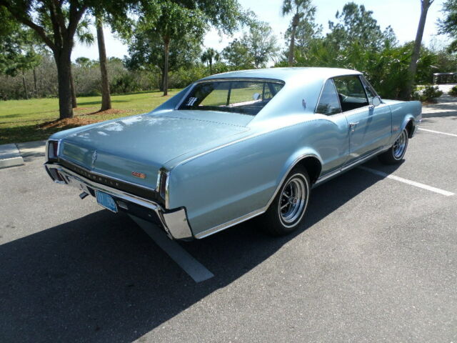 Oldsmobile Cutlass 1967 image number 6