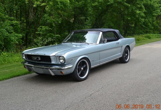 Ford Mustang 1965 image number 44