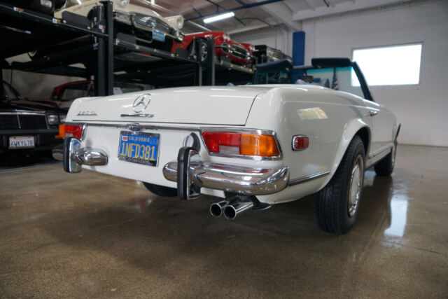 Mercedes-Benz 280SL Roadster 1969 image number 47