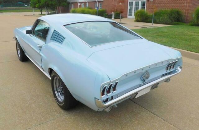 Ford Mustang 1967 image number 18