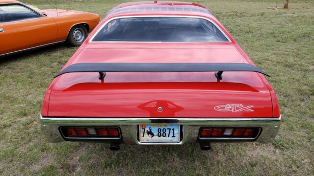 Plymouth Road Runner 1971 image number 27