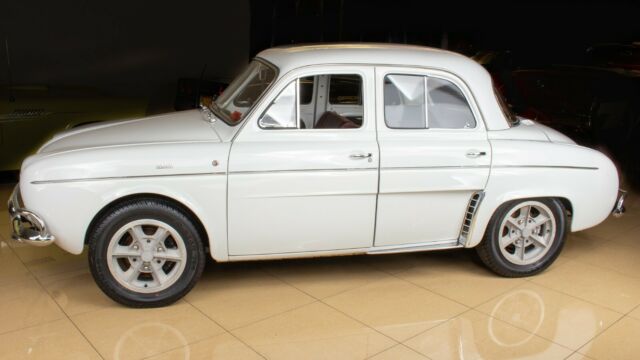 Renault Gordini 1967 image number 23