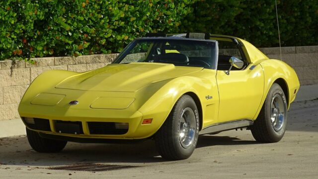 Chevrolet Corvette 1974 image number 0