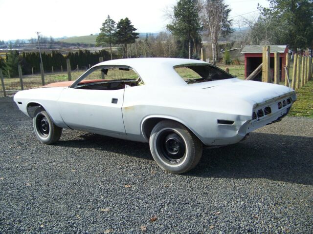 Dodge Challenger 1971 image number 2