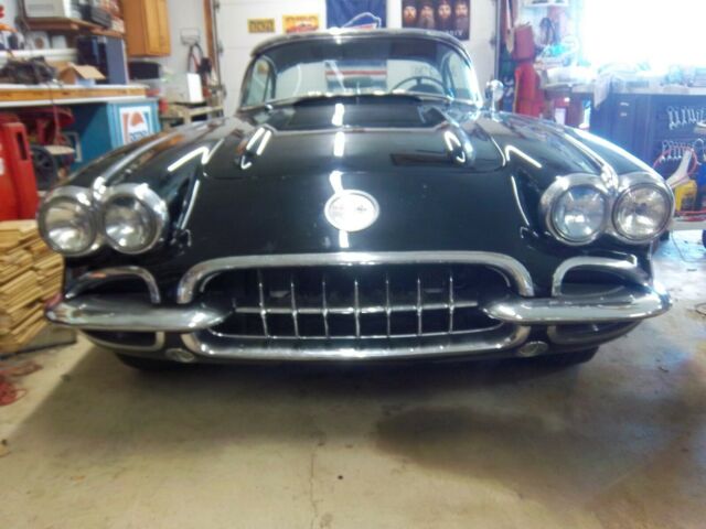 Chevrolet Corvette 1958 image number 25