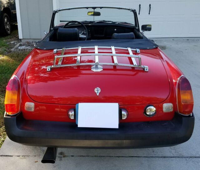 MG MGB 1976 image number 9