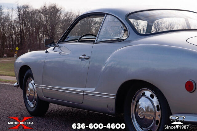 Volkswagen Karmann Ghia 1969 image number 10