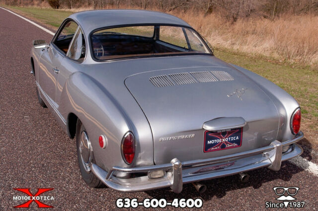 Volkswagen Karmann Ghia 1969 image number 30