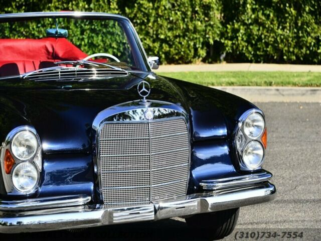 Mercedes-Benz 200-Series 1966 image number 26