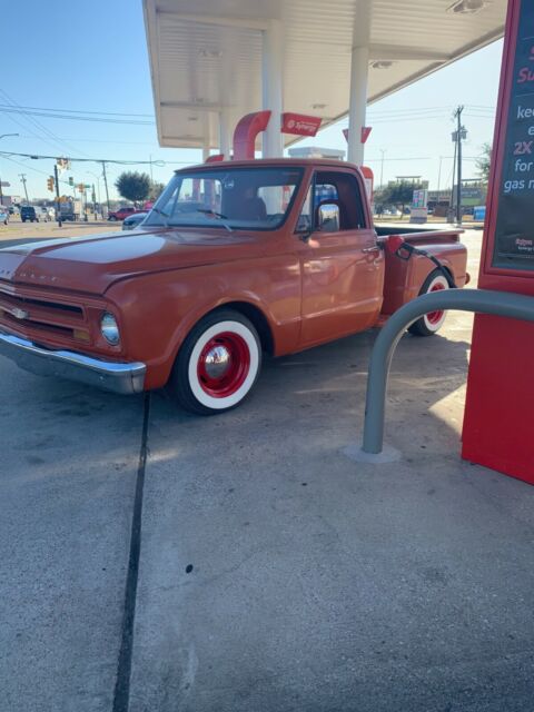 Chevrolet C-10 1967 image number 11