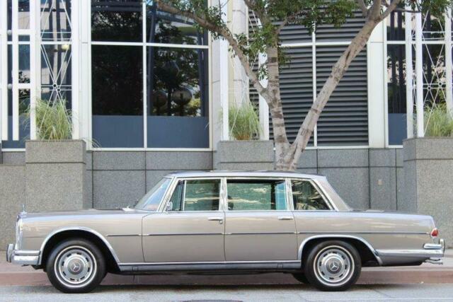 Mercedes-Benz 600-Series 1965 image number 4