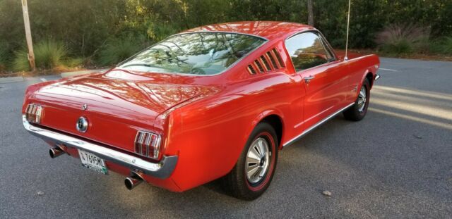 Ford Mustang 1965 image number 32