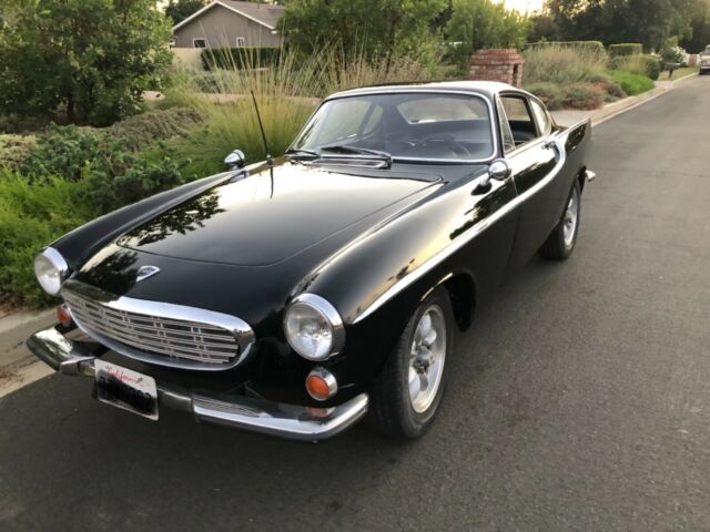 Volvo P1800 1965 image number 1