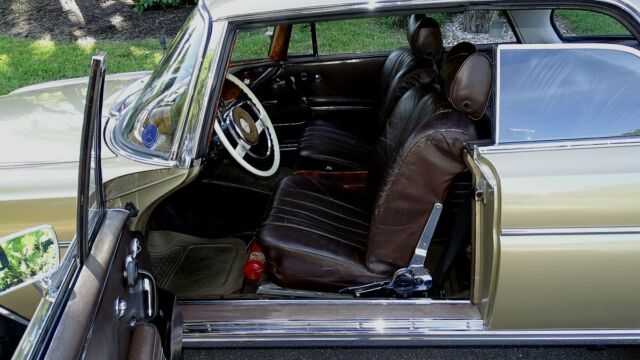 Mercedes-Benz S-Class 1967 image number 36