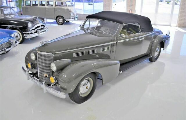 Cadillac Series 75 V-8 1938 image number 25