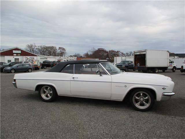 Chevrolet Impala 1966 image number 11